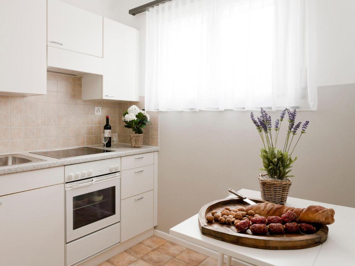 Apartment Double Room-4 By Interhome أسكونا المظهر الخارجي الصورة